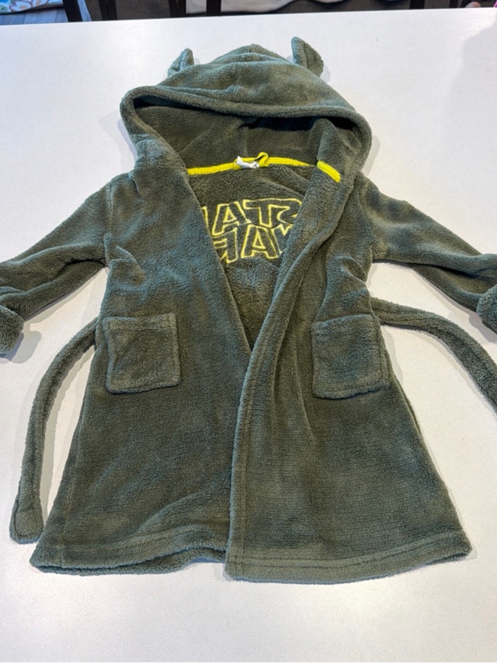 Star Wars Toddler Robe Tag - Gray Plush with Yellow Trim